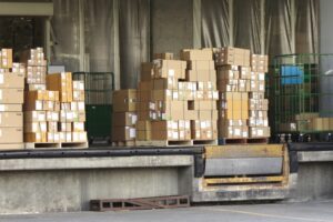 amazon 入荷予定なし